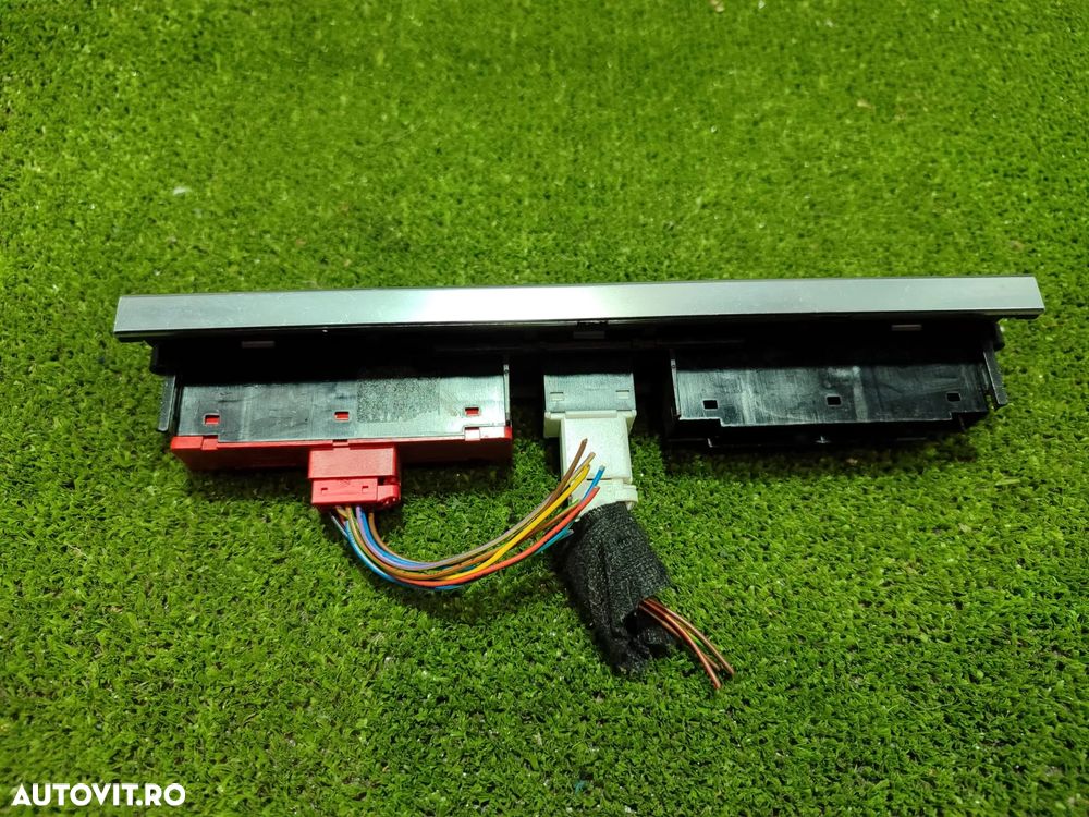 PANOU CONTROL AVARIE / TRACTIUNE (2 BUC.) AUDI A3 2.0 DIESEL 2012 COD OEM 8P0927137 / 2012-2020 - 4