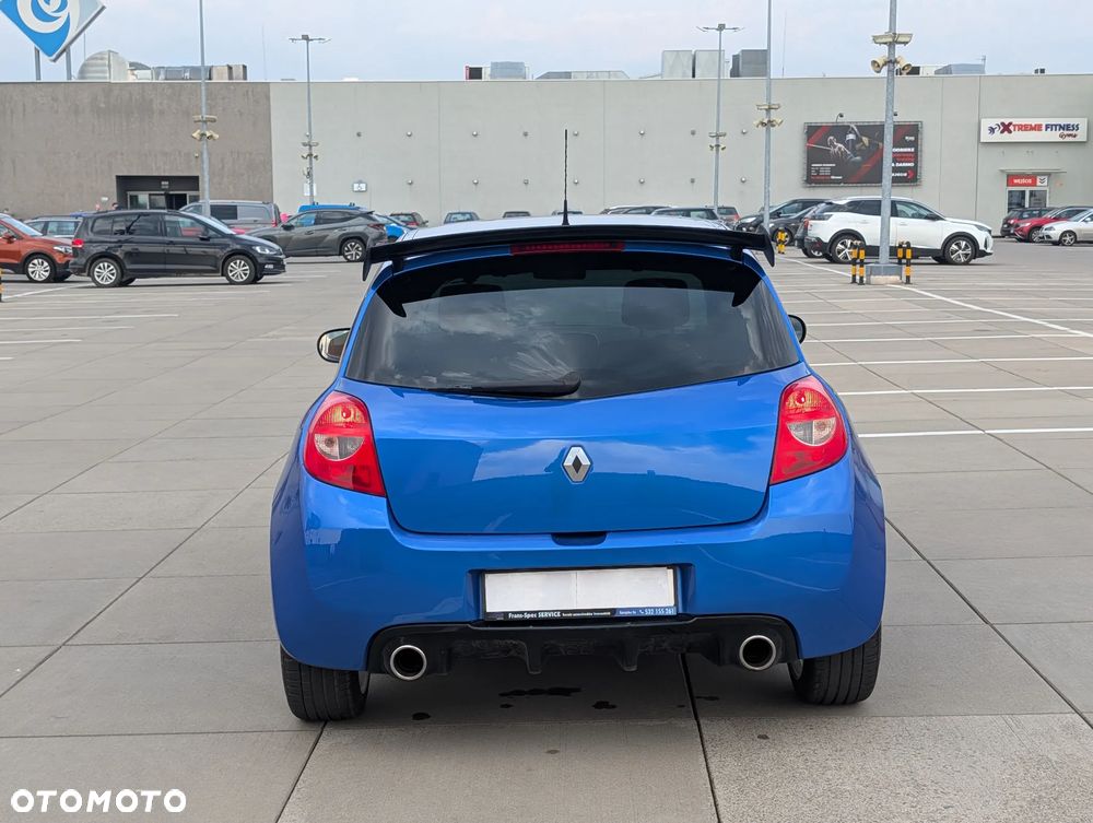 Renault Clio - 9