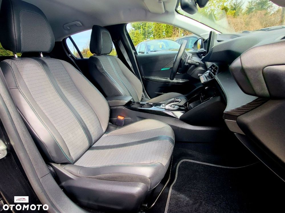 Peugeot 208 - 7