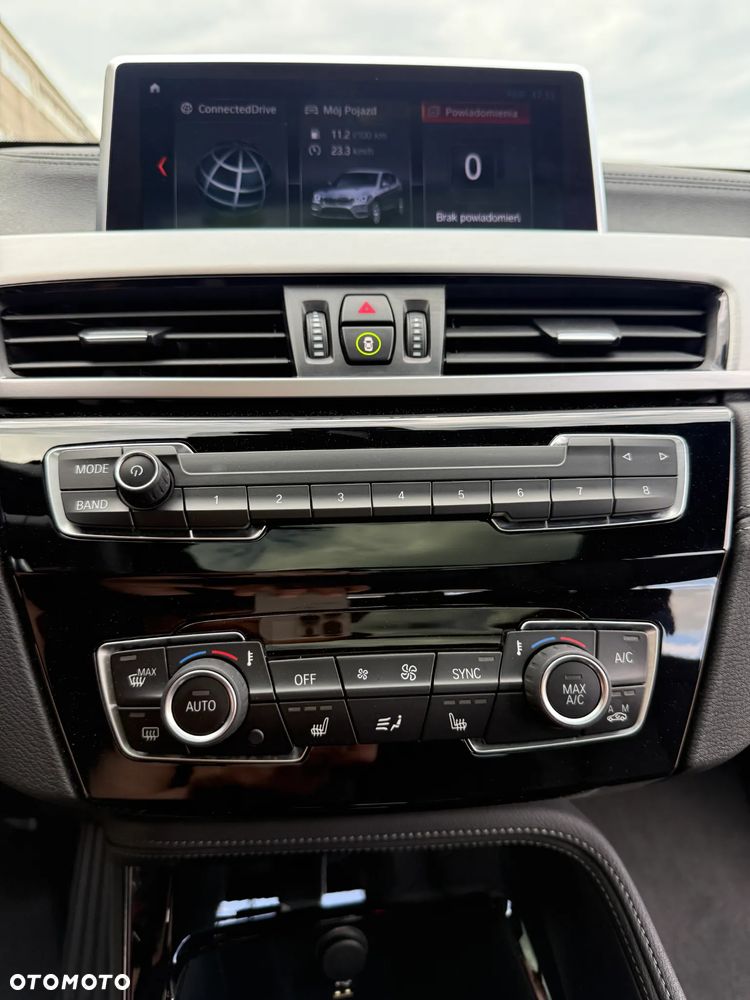 BMW X1 xDrive25i xLine sport - 20
