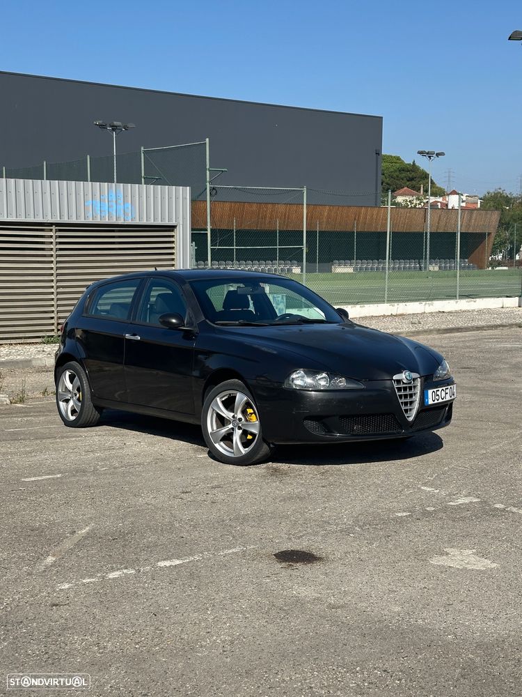 Alfa Romeo 147 1.9 JTDM 8V - 1
