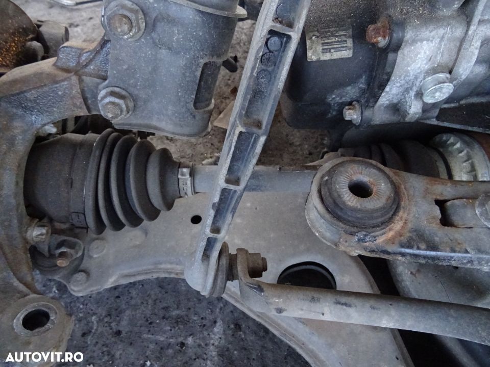 Planetara stanga dreapta Opel Astra H 1.6 benizna Z16XER 85 KW 115 CP din 2007 - 1