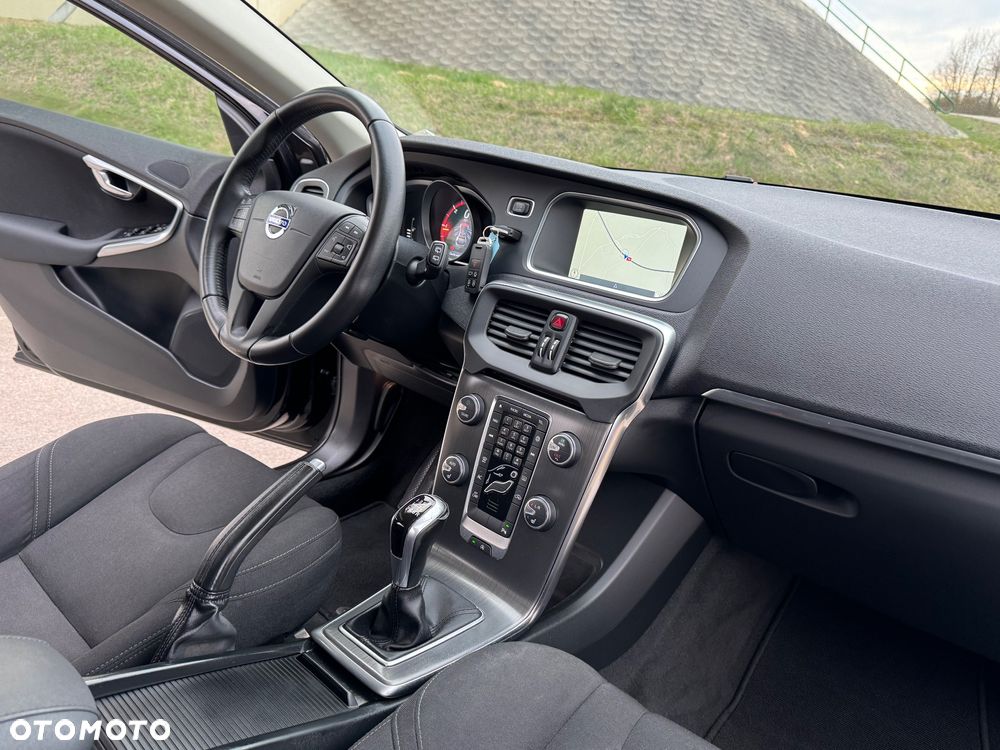 Volvo V40 D3 Summum - 31