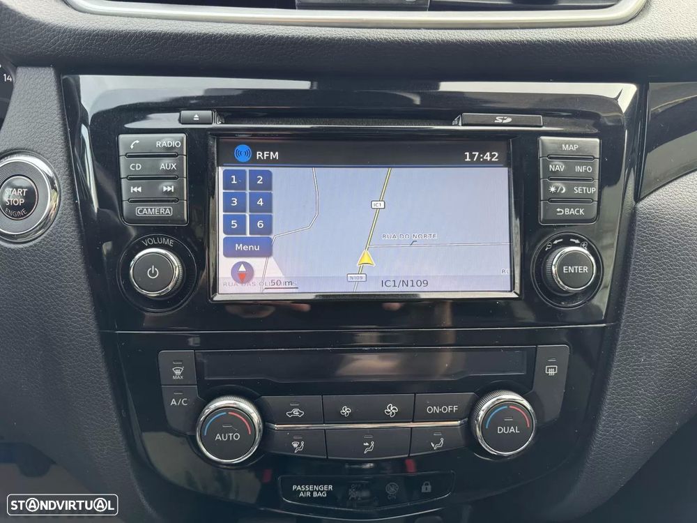 Nissan Qashqai 1.5 dCi N-Connecta - 10