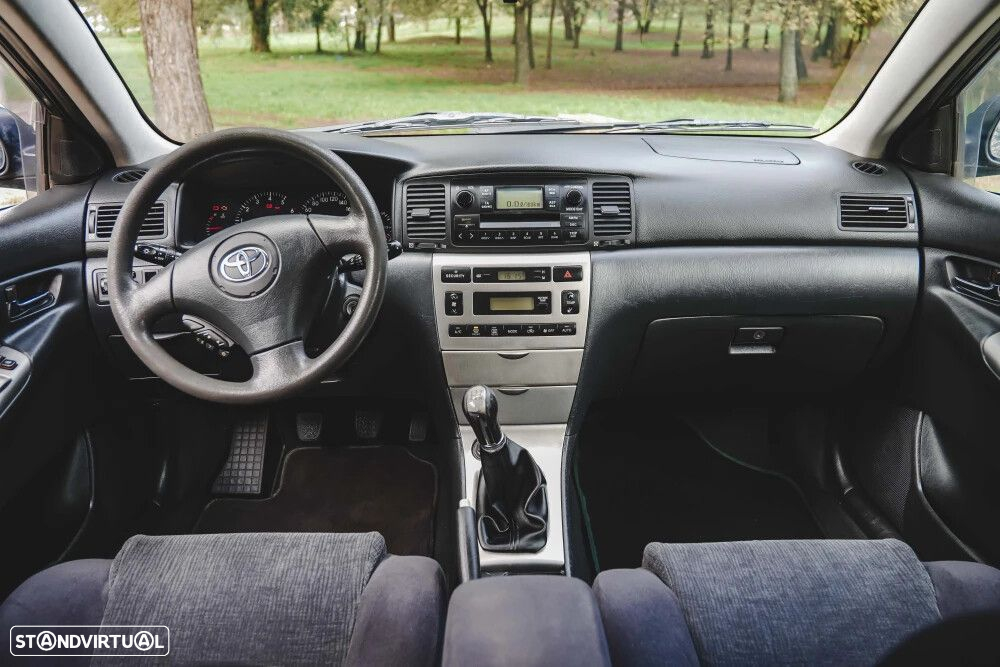 Toyota Corolla - 18