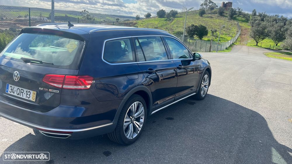 VW Passat Alltrack 2.0 TDi DSG 4Motion - 4