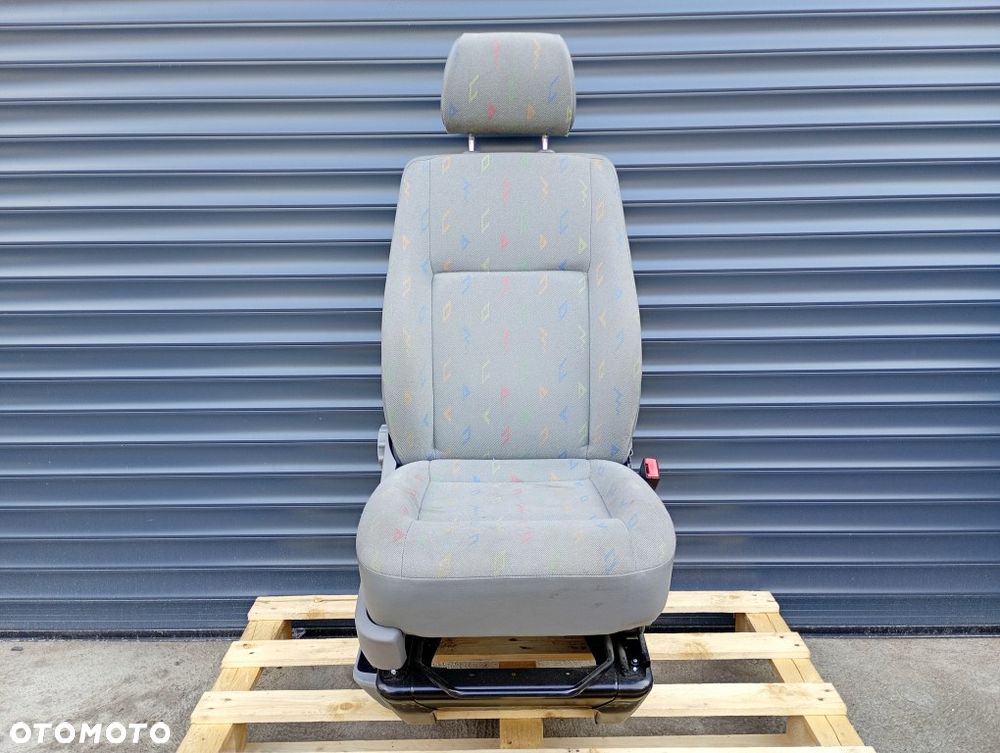 fotel prawy siedzenie pasażera vw transporter t5 t5 lift 2003-2015 - 1