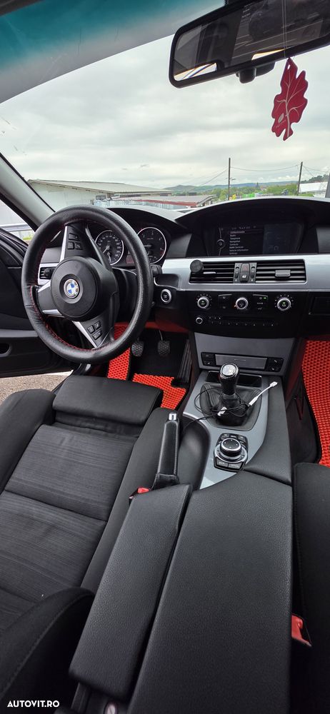 BMW Seria 5 520d - 12