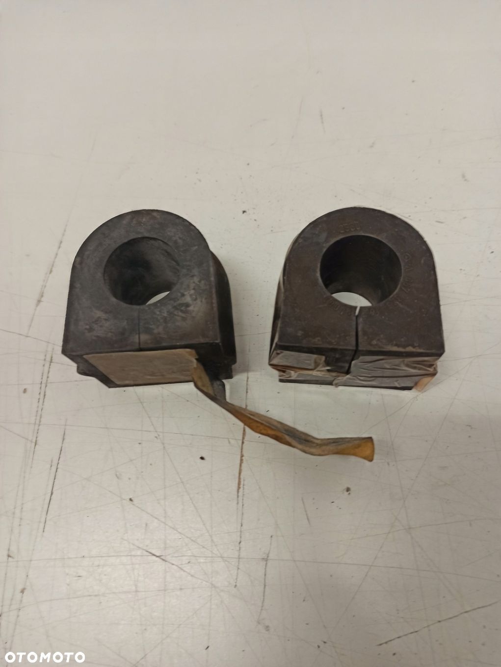 GUMA STABILIZATORA TYŁ MERCEDES VARIO T2 A6673261681ASO ORG 2 SZT KPL - 1