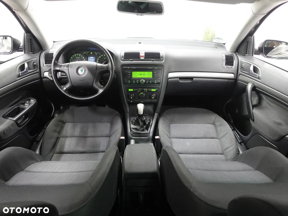 Skoda Octavia - 26
