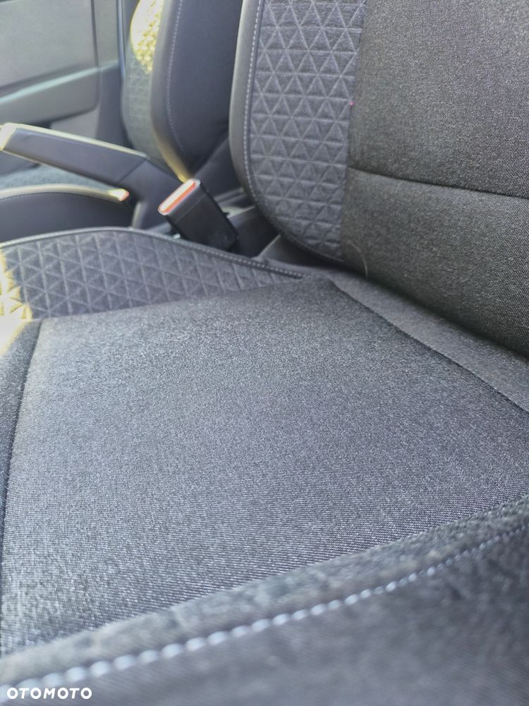 Renault Clio 1.0 TCe Equilibre - 15