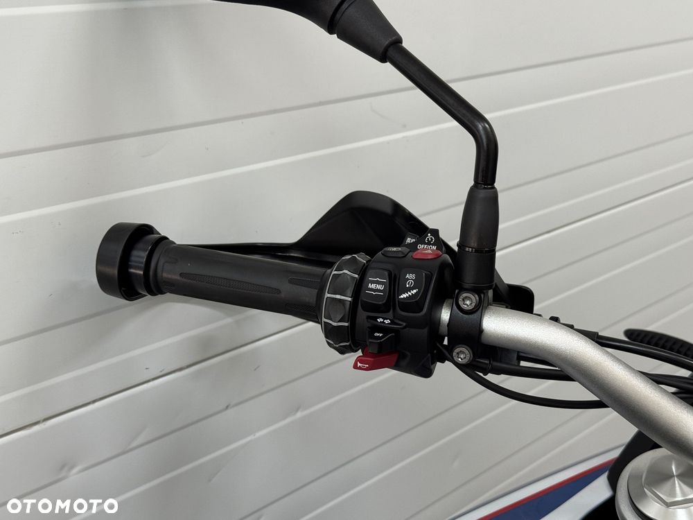 BMW GS - 16