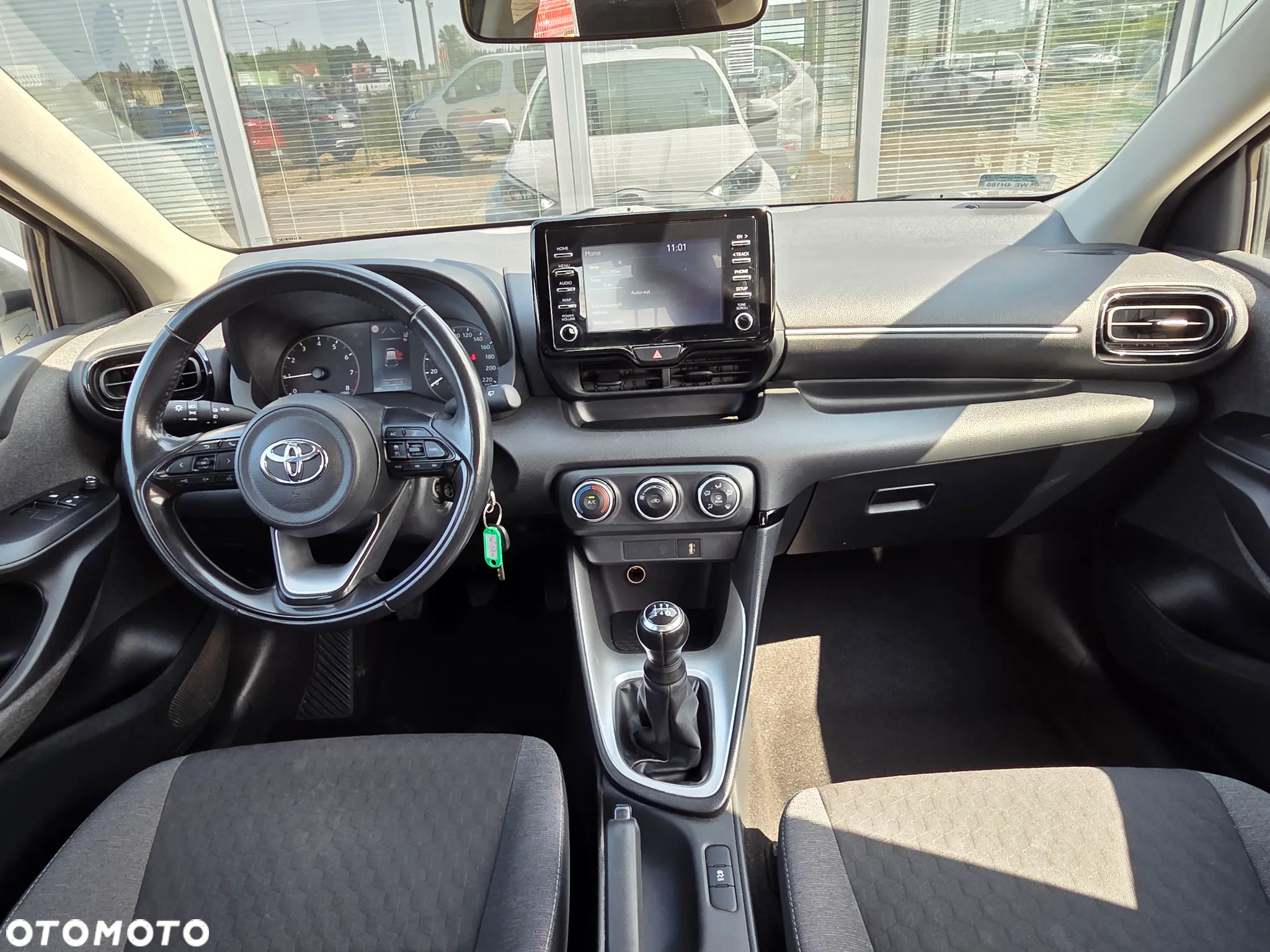 Toyota Yaris 1.0 Comfort - 30