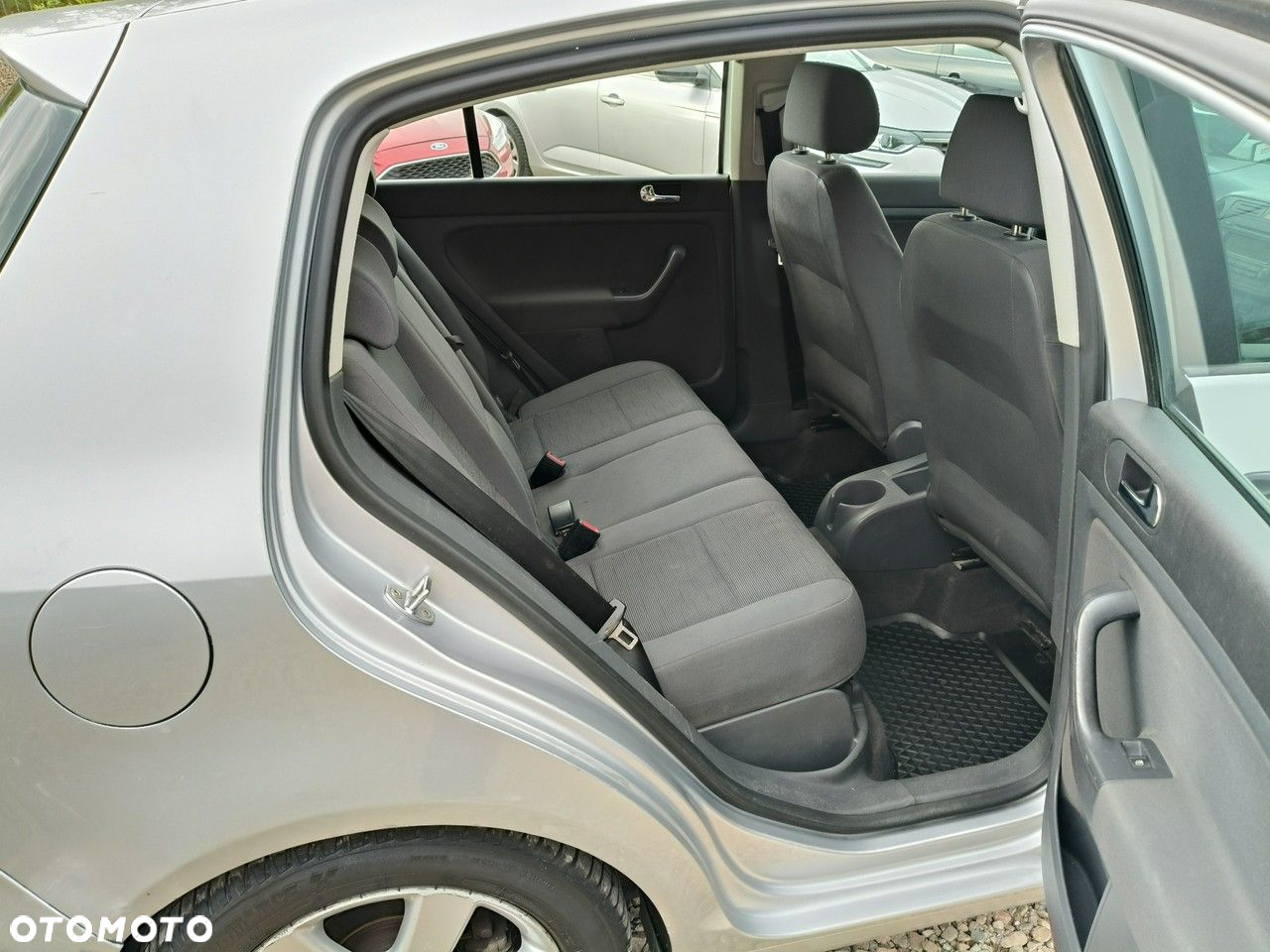 Volkswagen Golf Plus - 11