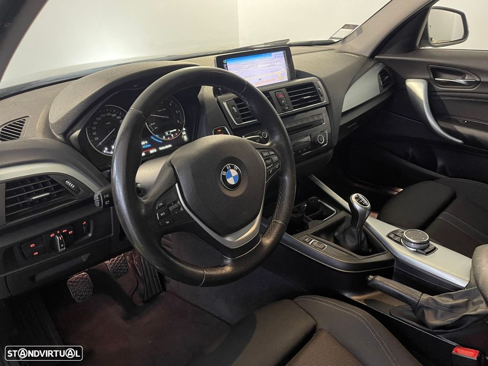 BMW 116 d Sport Line - 11