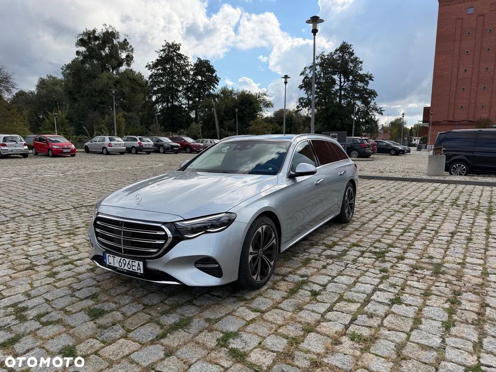 Mercedes-Benz Klasa E 300 Exclusive - 1