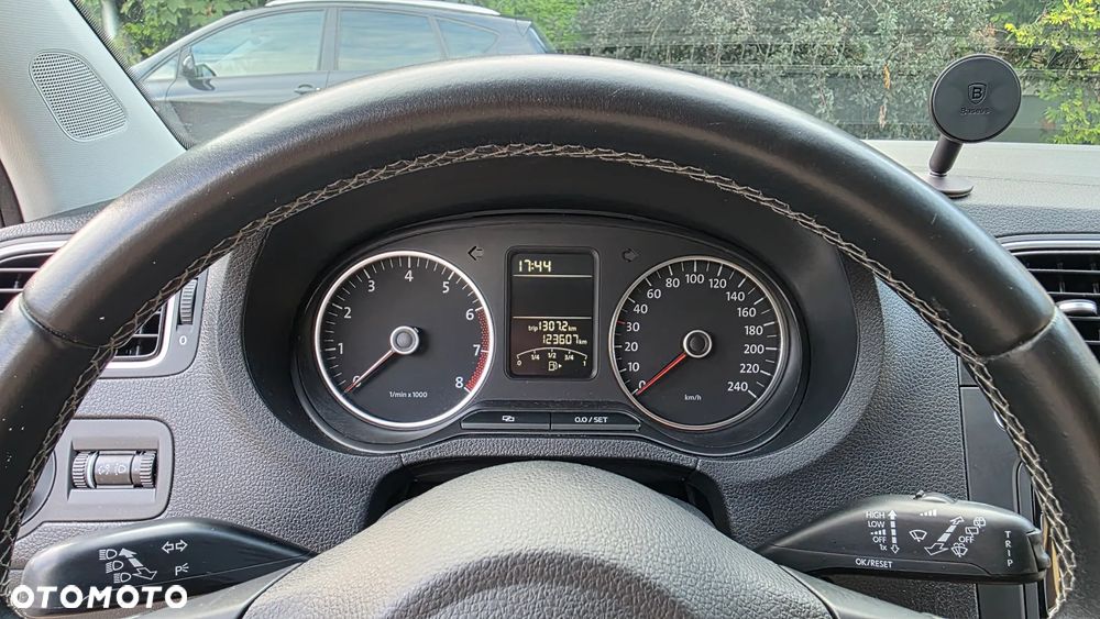 Volkswagen Polo 1.4 DSG Team - 16