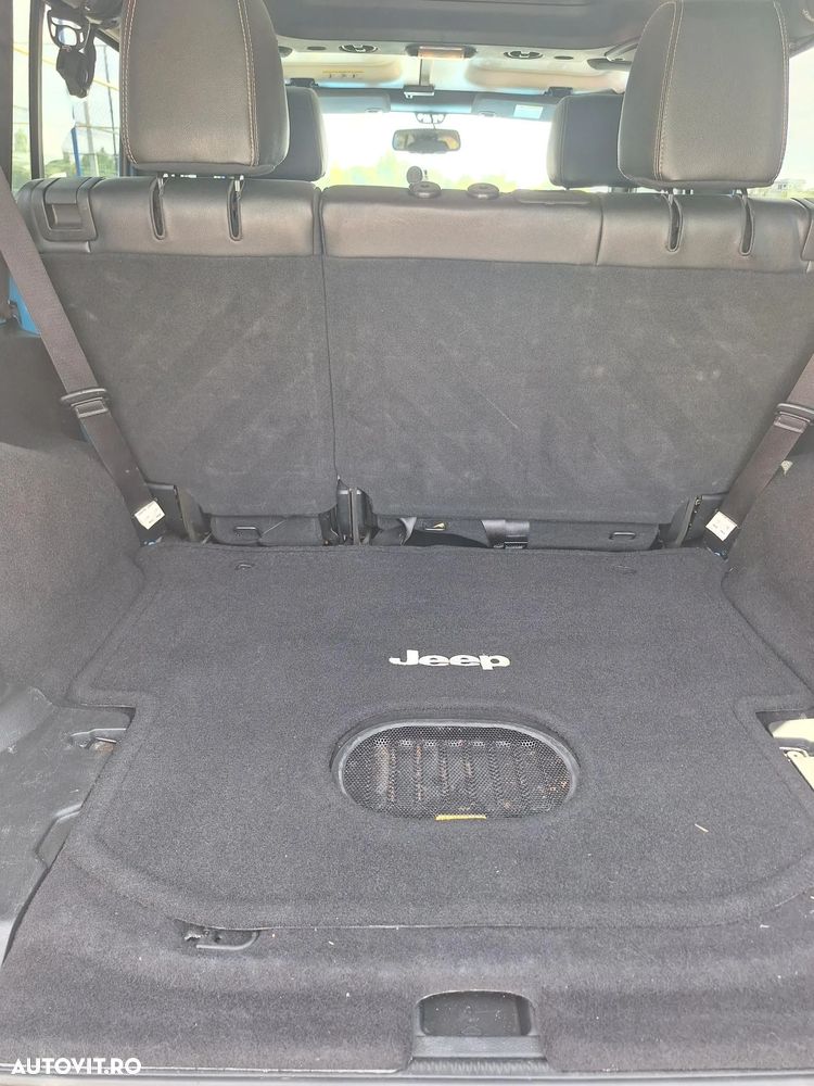 Jeep Wrangler Unlimited 2.8 CRD AT Rubicon - 15