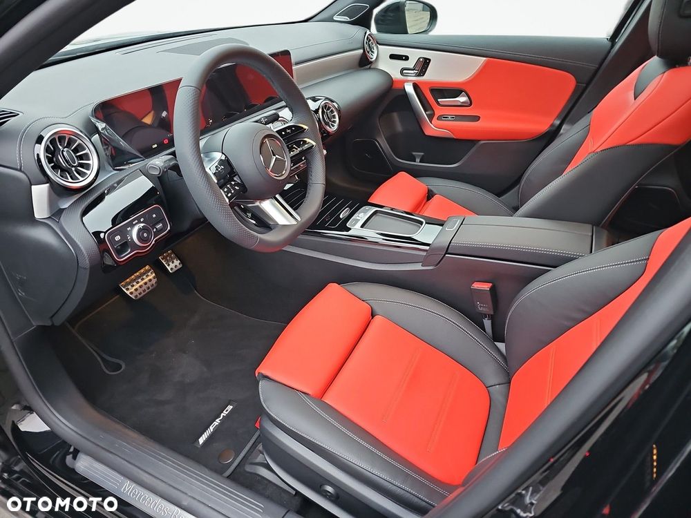 Mercedes-Benz Klasa A 200 AMG Line 7G-DCT - 12