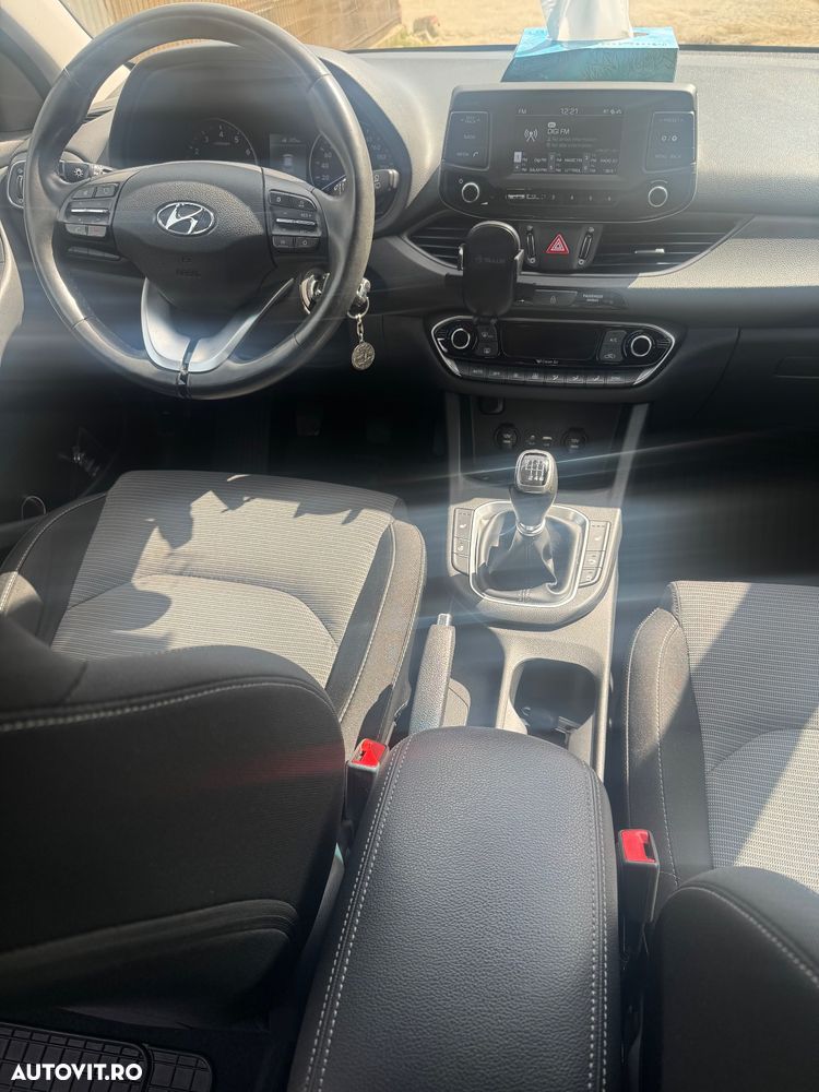 Hyundai i30 1.4 MPi 5DR M/T ISG Highway - 8