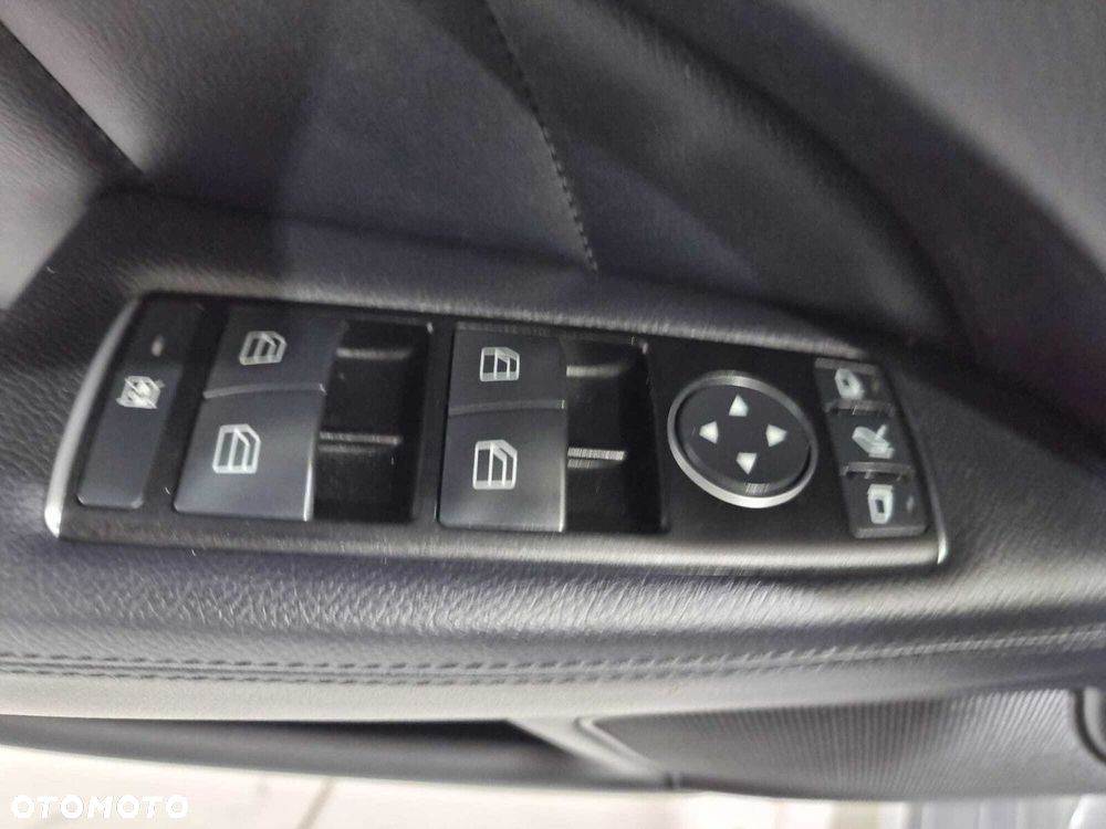 Mercedes-Benz CLS - 35