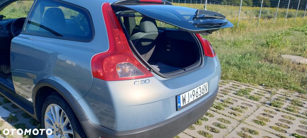 Volvo C30 1.6D - 17