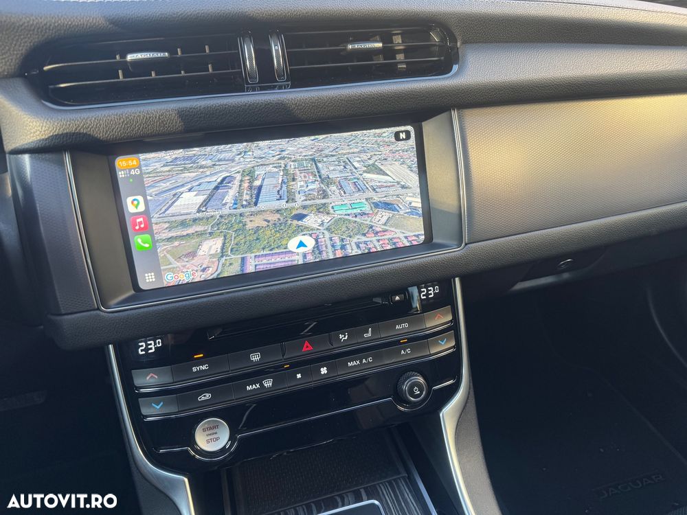 Jaguar XF 25d AWD R-Sport - 21