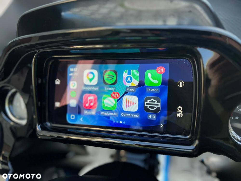 Harley-Davidson Touring Road Glide - 23