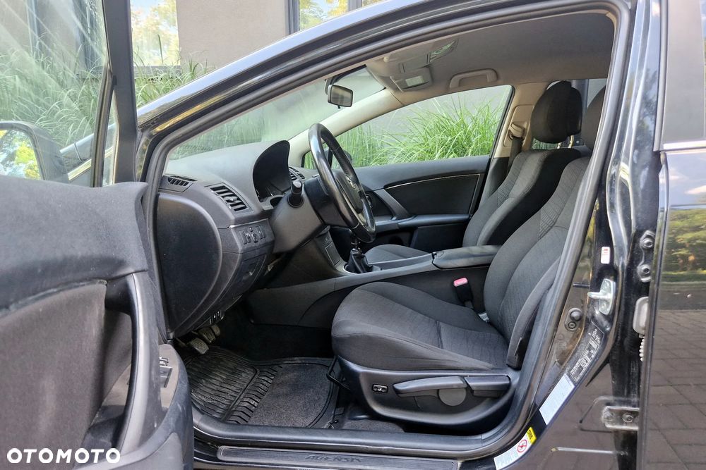 Toyota Avensis 2.0 D-4D Edition - 7