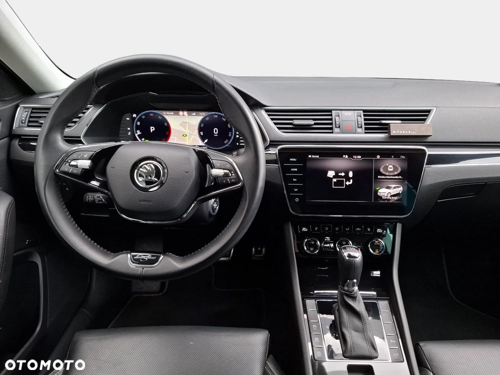 Skoda Superb 2.0 TSI L&K DSG - 21