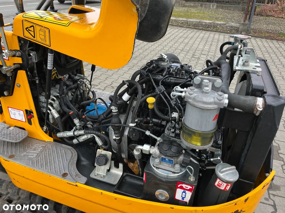JCB 8008 CTS Micro - 11