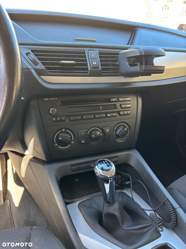 BMW X1 sDrive18i - 14