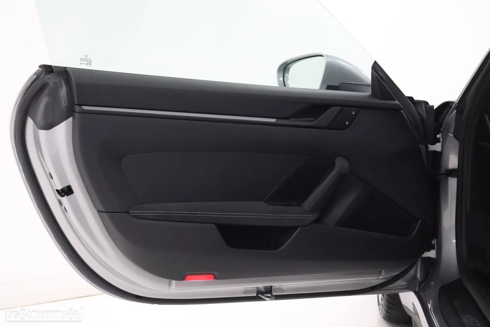 Porsche 911 (992) GT3 PDK - 13