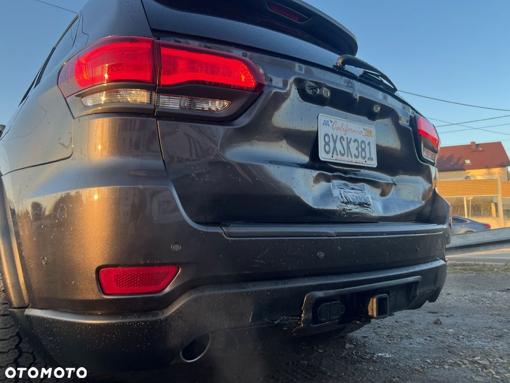 Jeep Grand Cherokee - 14