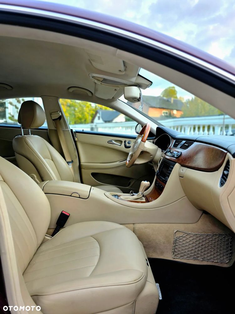 Mercedes-Benz CLS 350 CGI - 13