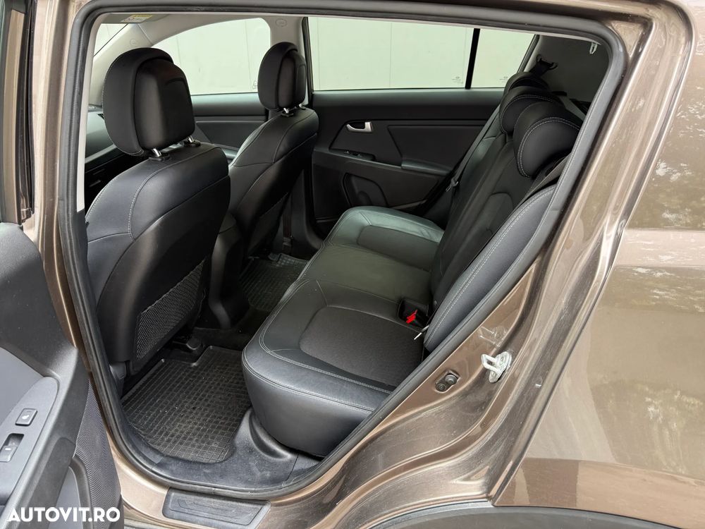 Kia Sportage 2.0 DSL 6MT 4x4 Style - 7