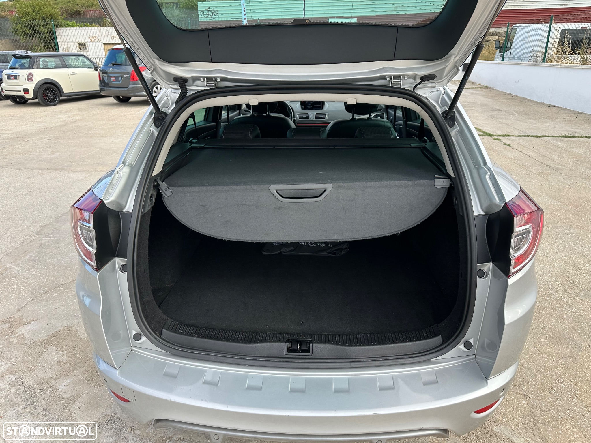 Renault Mégane Sport Tourer 1.6 dCi GT Line SS - 25