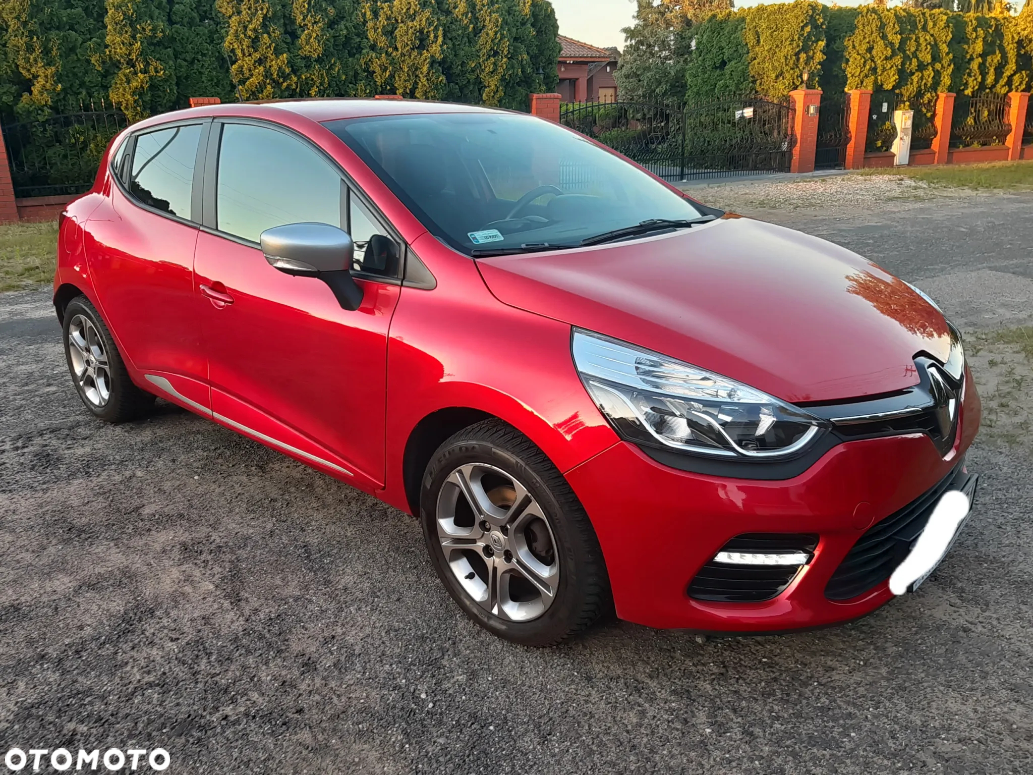 Renault Clio - 9