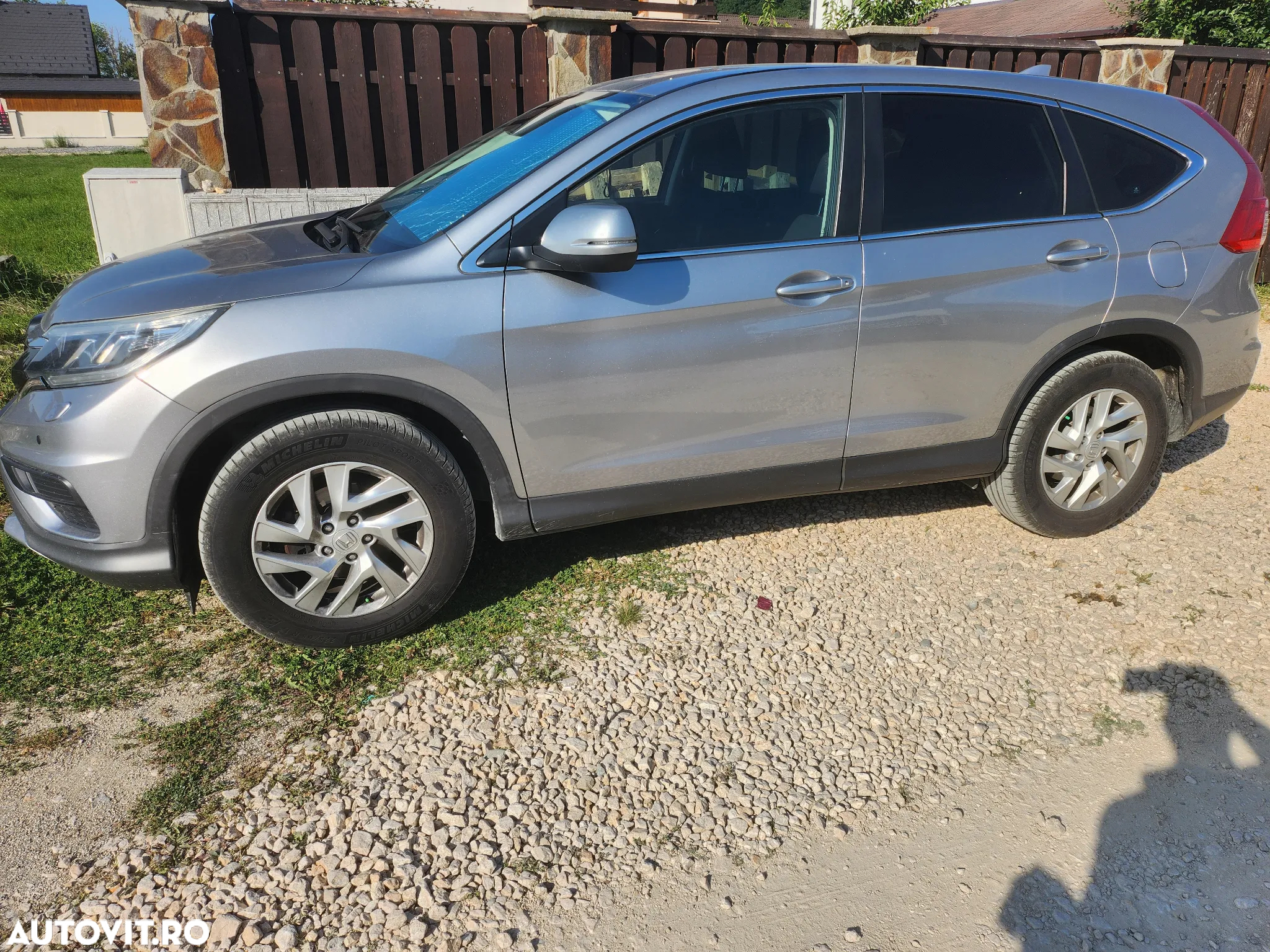 Honda CR-V 2.0 M/T 4WD Elegance - 2