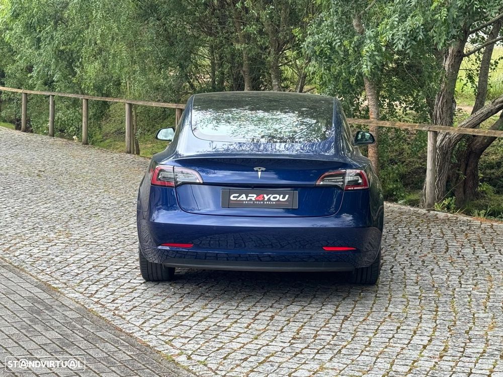 Tesla Model 3 - 13