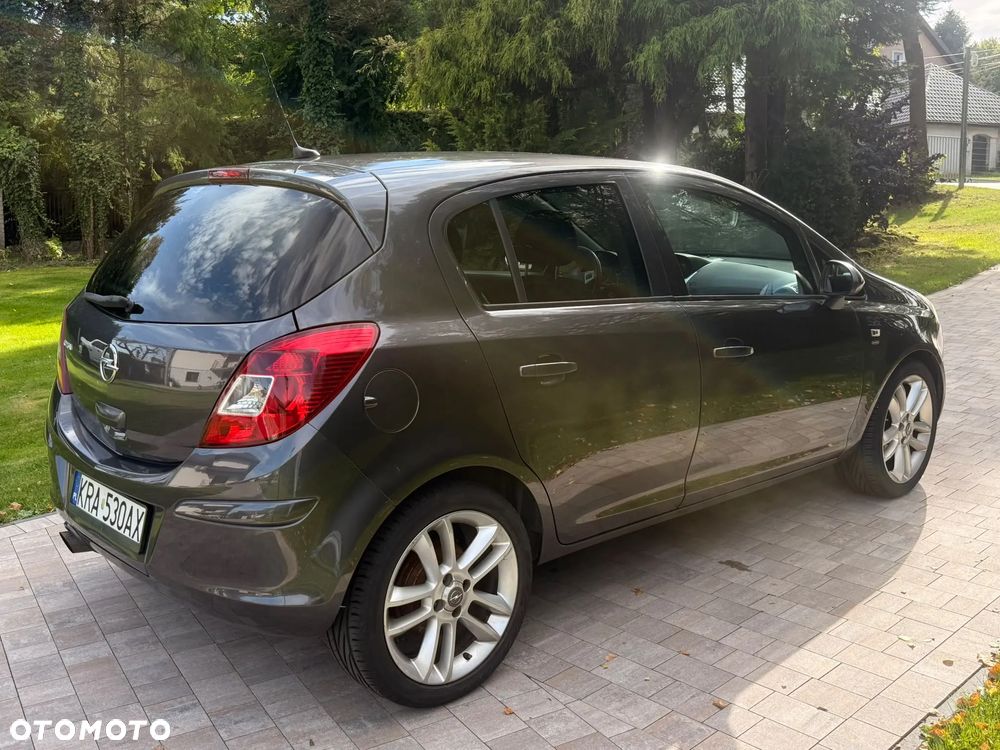 Opel Corsa - 8