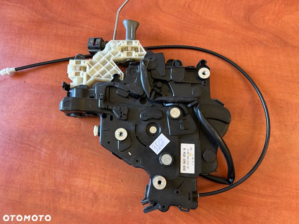 Zamek drzwi przesuwnych 2K0843654N Volkswagen Caddy - 2