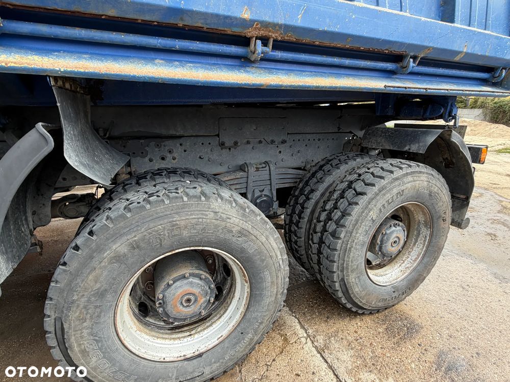 Mercedes-Benz ACTROS - 10