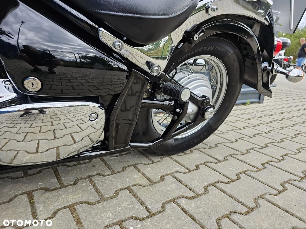 Suzuki VL 800 Volusia - 8