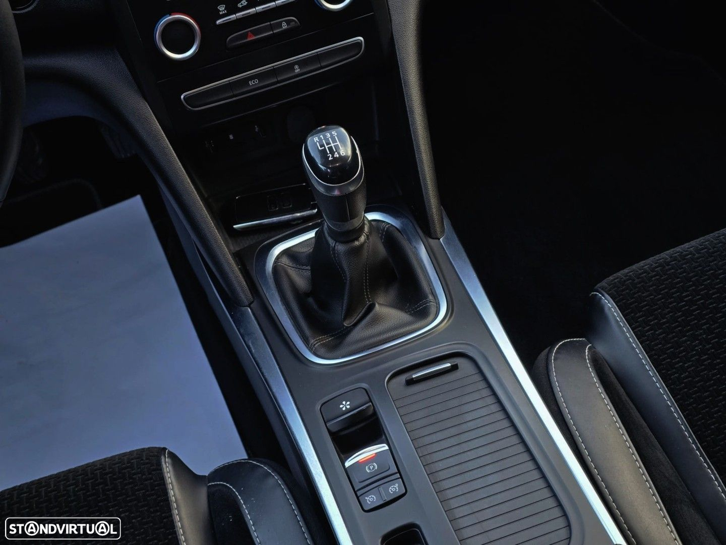 Renault Mégane 1.6 dCi Bose Edition - 14