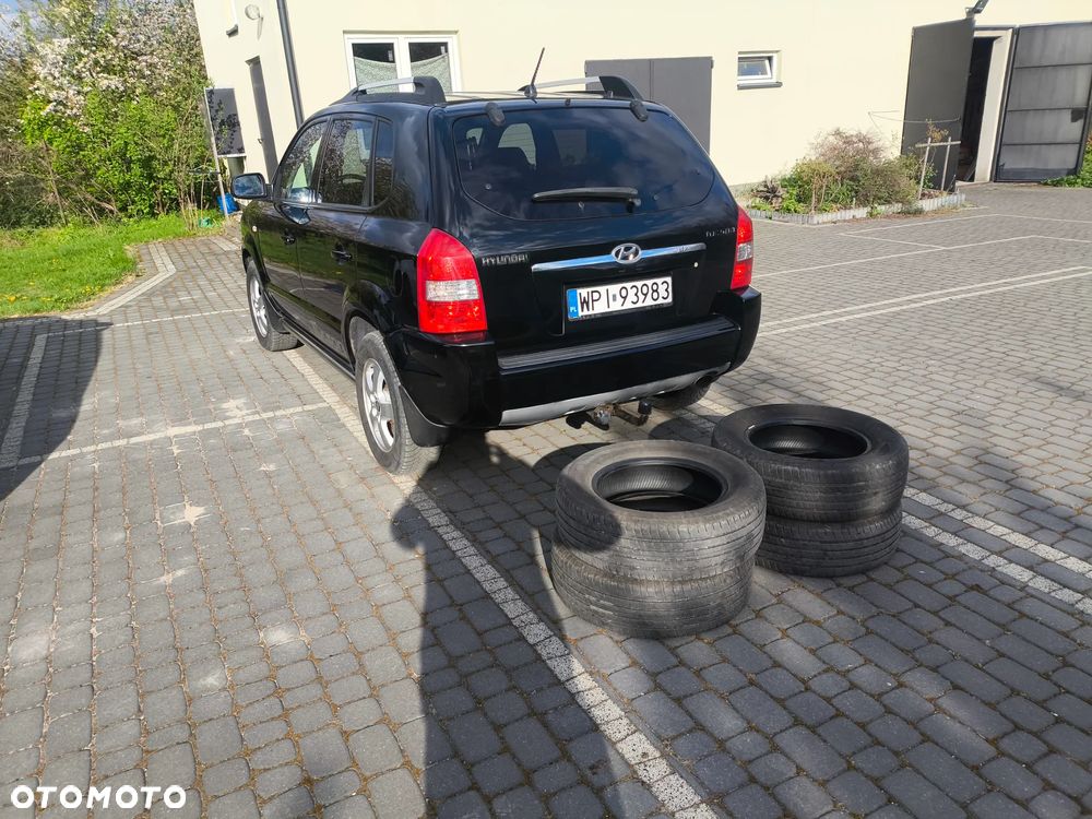 Hyundai Tucson 2.0 Active / Style - 12