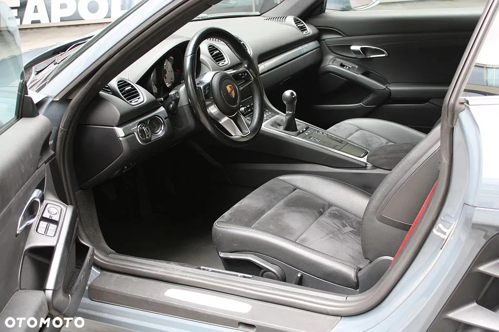 Porsche 718 Cayman Standard - 7