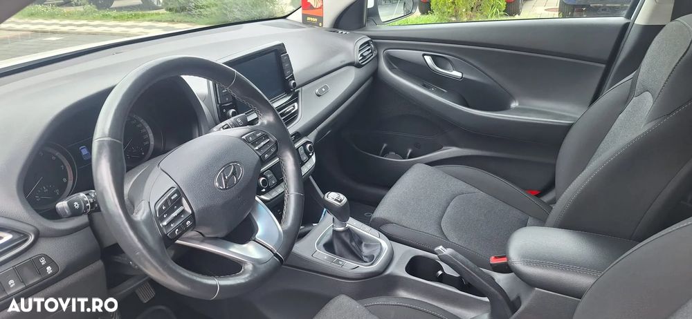 Hyundai i30 1.5 110CP 5DR M/T Highway - 8
