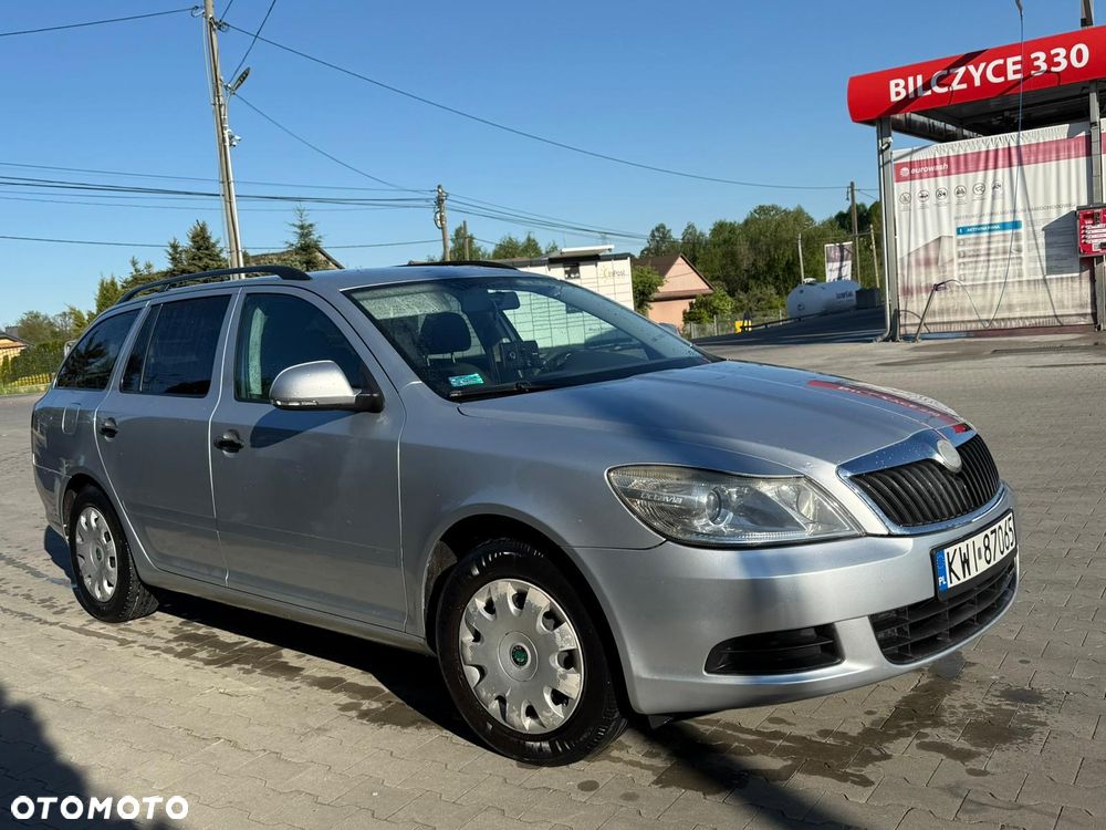 Skoda Octavia 1.6 - 6