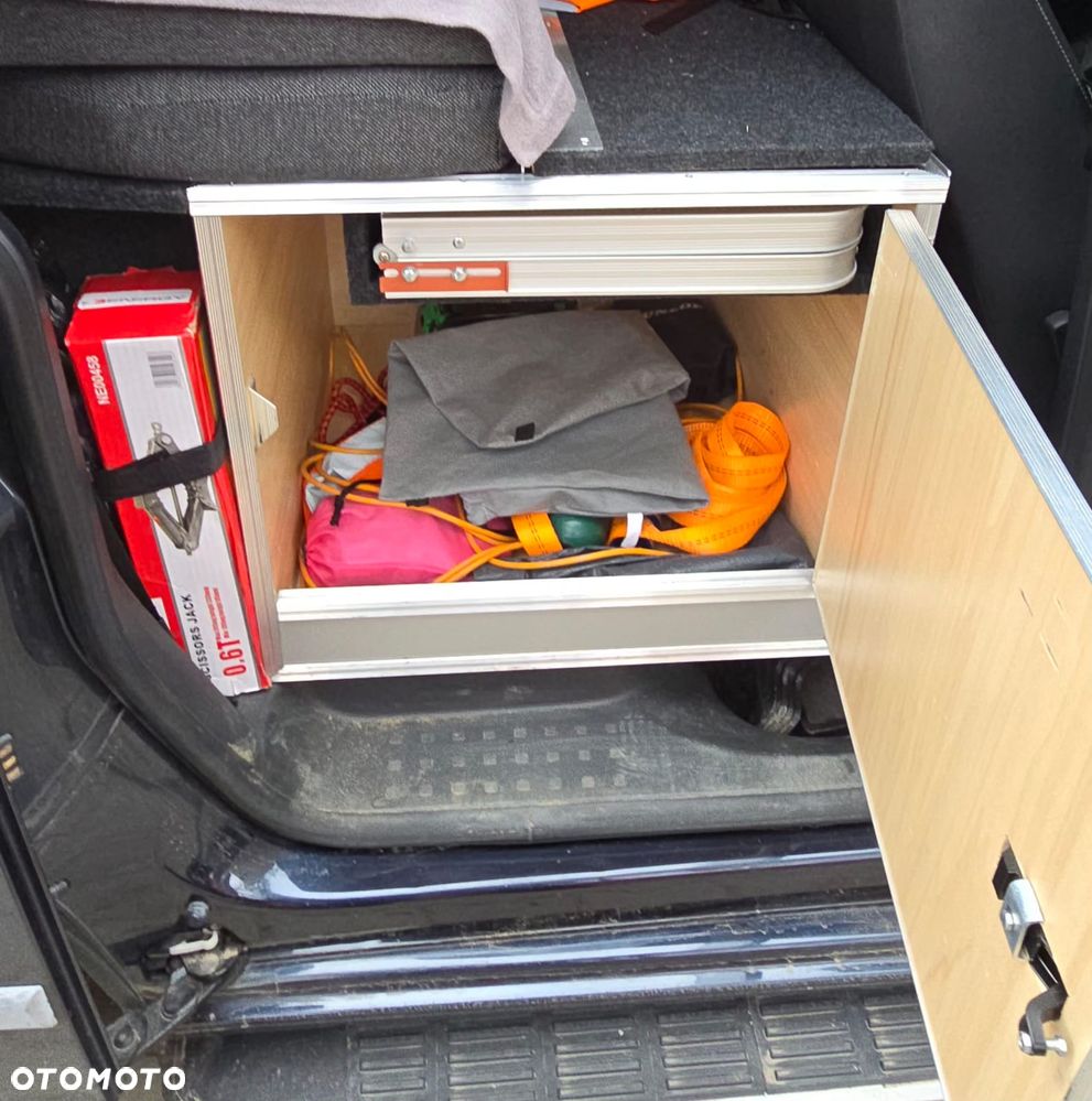 Volkswagen Caddy - 29